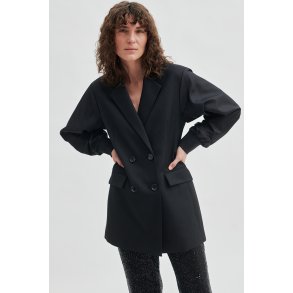 Second female isaki outlet coat